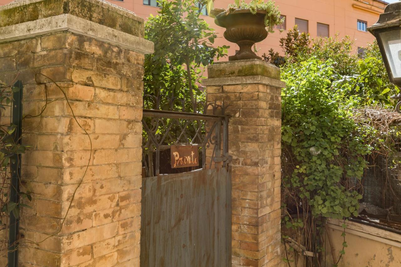 A World Aparts - 40 Sforza Roma Exterior foto